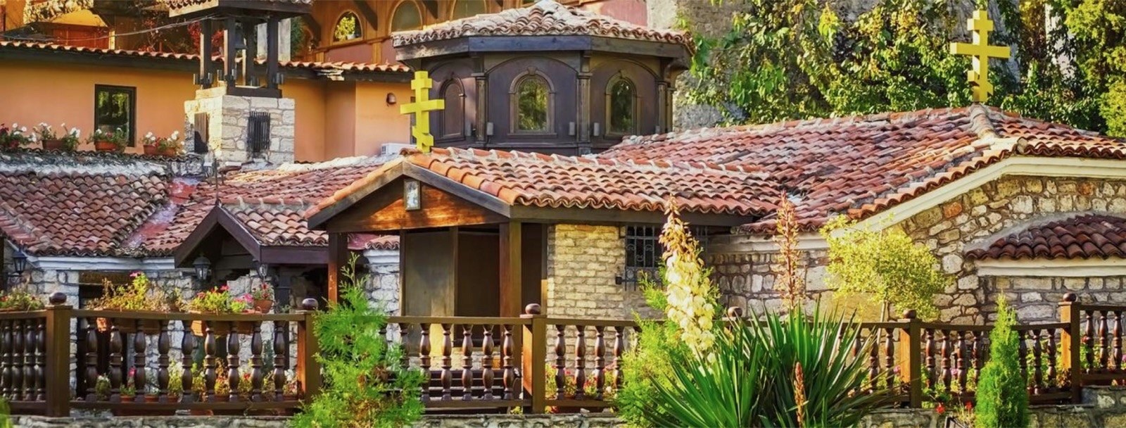 Monastère orthodoxe bulgare, architecture traditionnelle religieuse