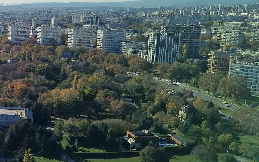 Tours d'affaires et immeubles récents à Varna, activité économique de la ville